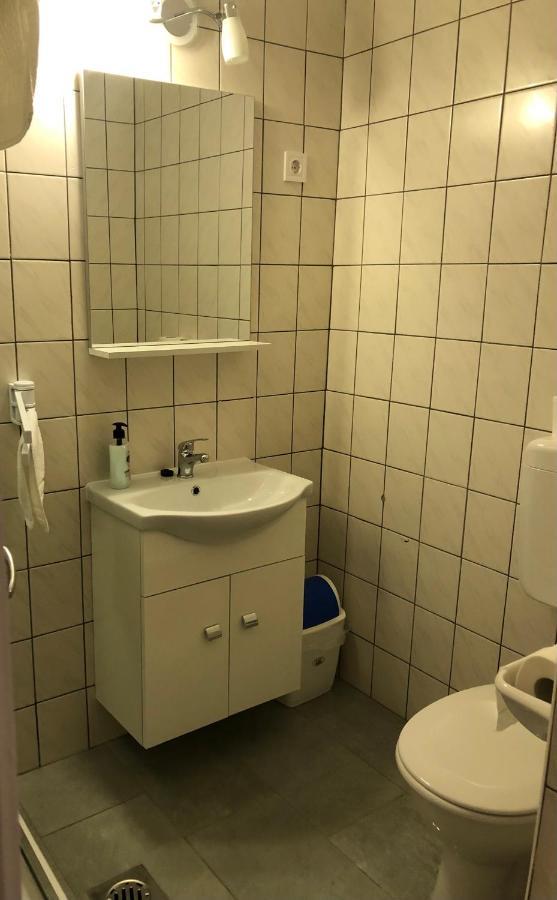 Tisza-Kert Apartmanok Tiszafüred Eksteriør bilde